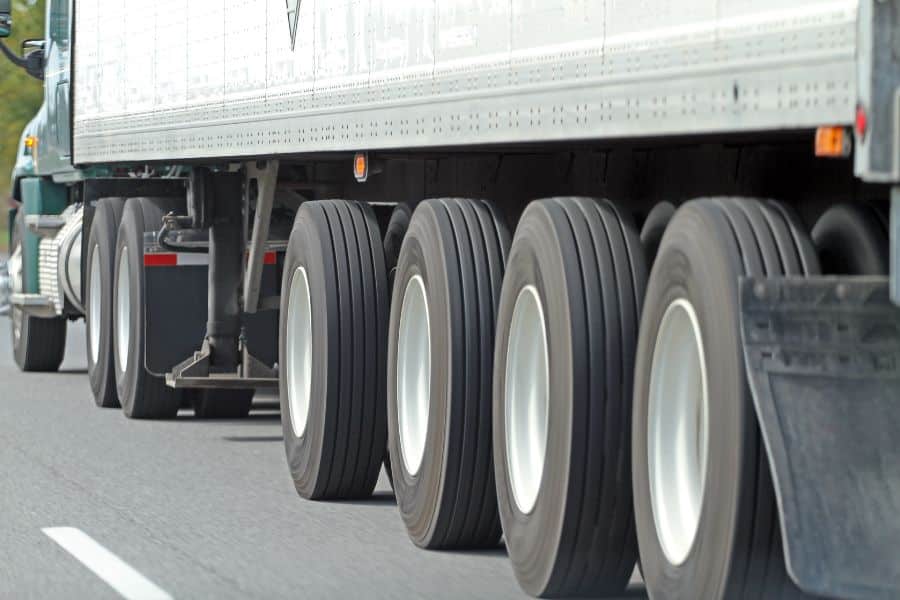 ban truk untuk muatan berat