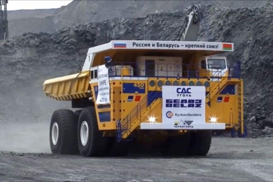 BelAZ 75710, Dump Truk Paling Bongsor Sedunia