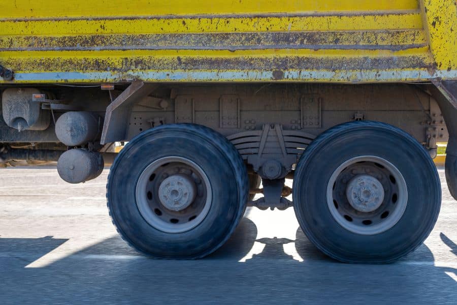 6 Konfigurasi Sistem Gerak Truk, dari 4×2 hingga 6×4!