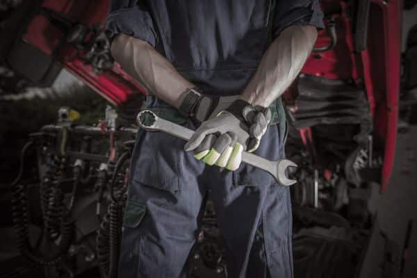 Sparepart Truk: Jenis-jenis Lengkap dan Panduan Memilihnya